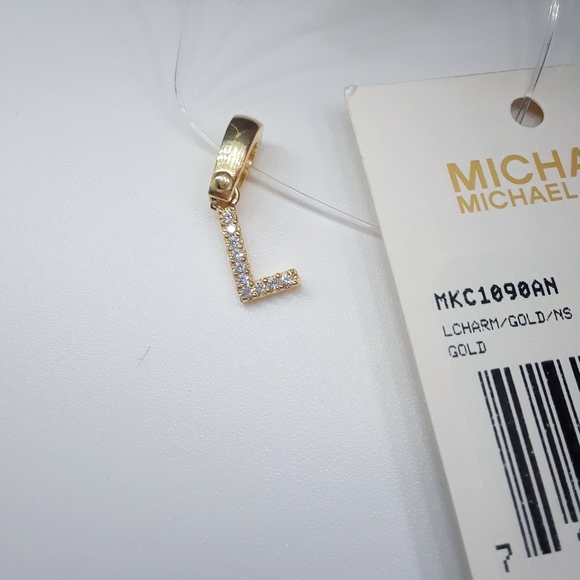 🎉2X HP🎉 Michael Kors "L" initial charm - Picture 12 of 15